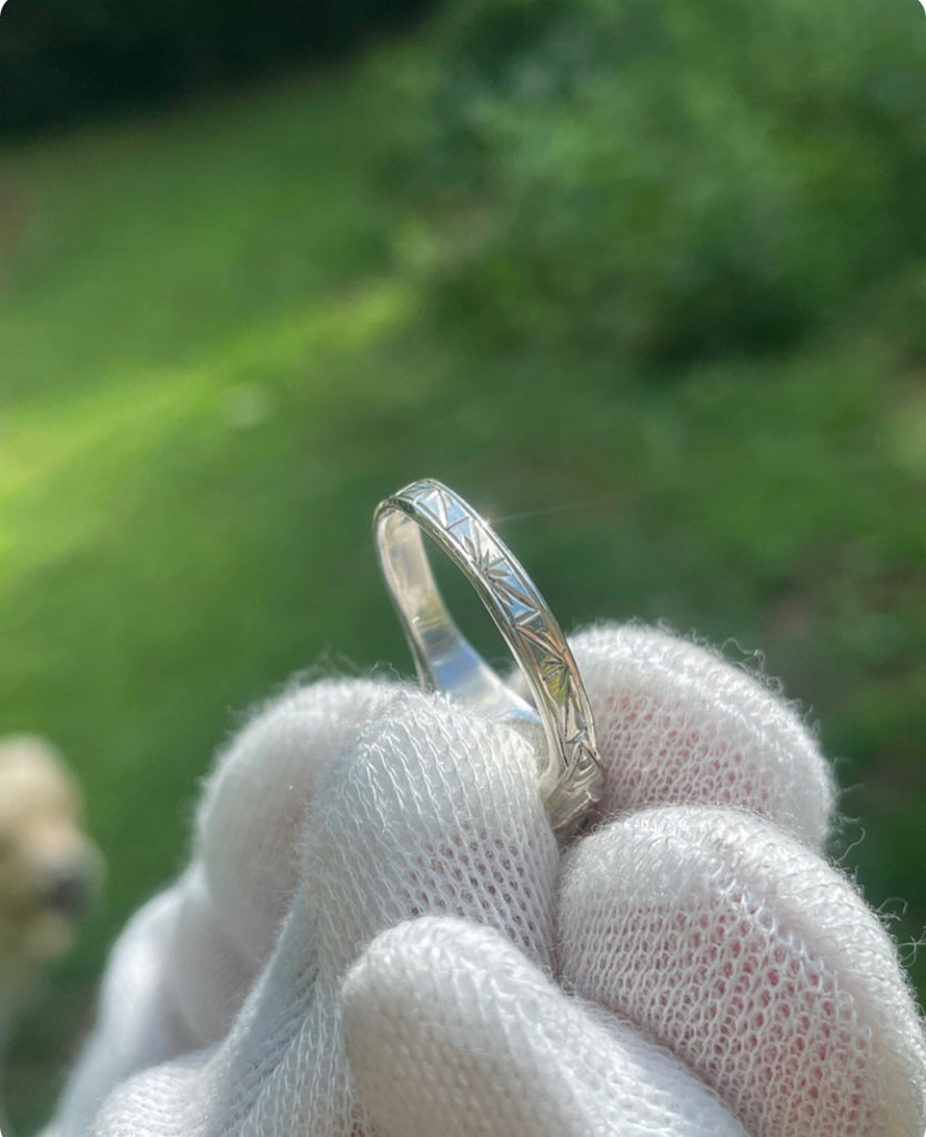 3rd eye ring Opal series// sapphire